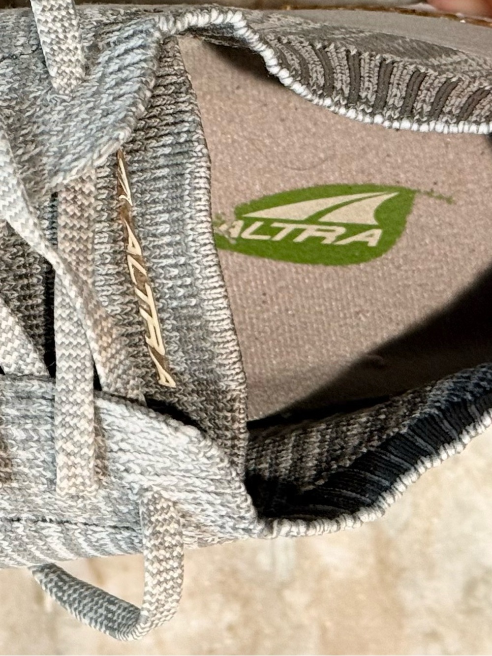 Women’s ALTRA Vali knit grey running shoes- Size 10 - Picture 6 of 6